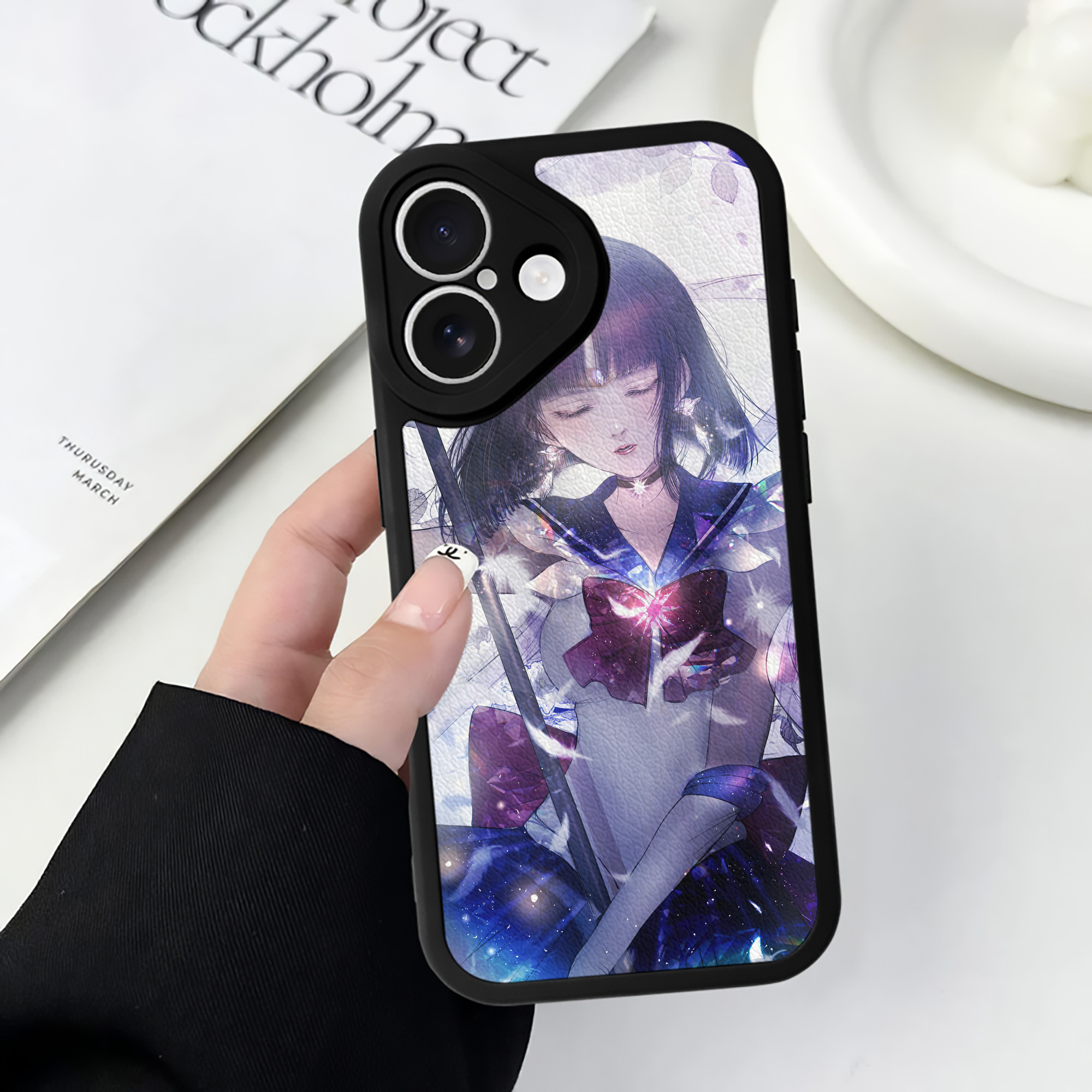 （画像用） 美少女戦士セーラームーン Sailor Moon 【iPhone 16シリーズ対応】シリコンスマホケース（レザー調） 材質：シリコン